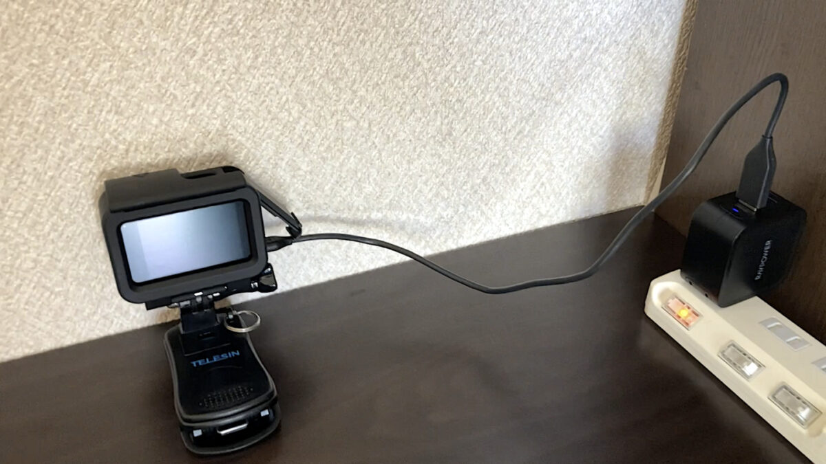 GoPro HERO9 バッテリー 充電方法 本体