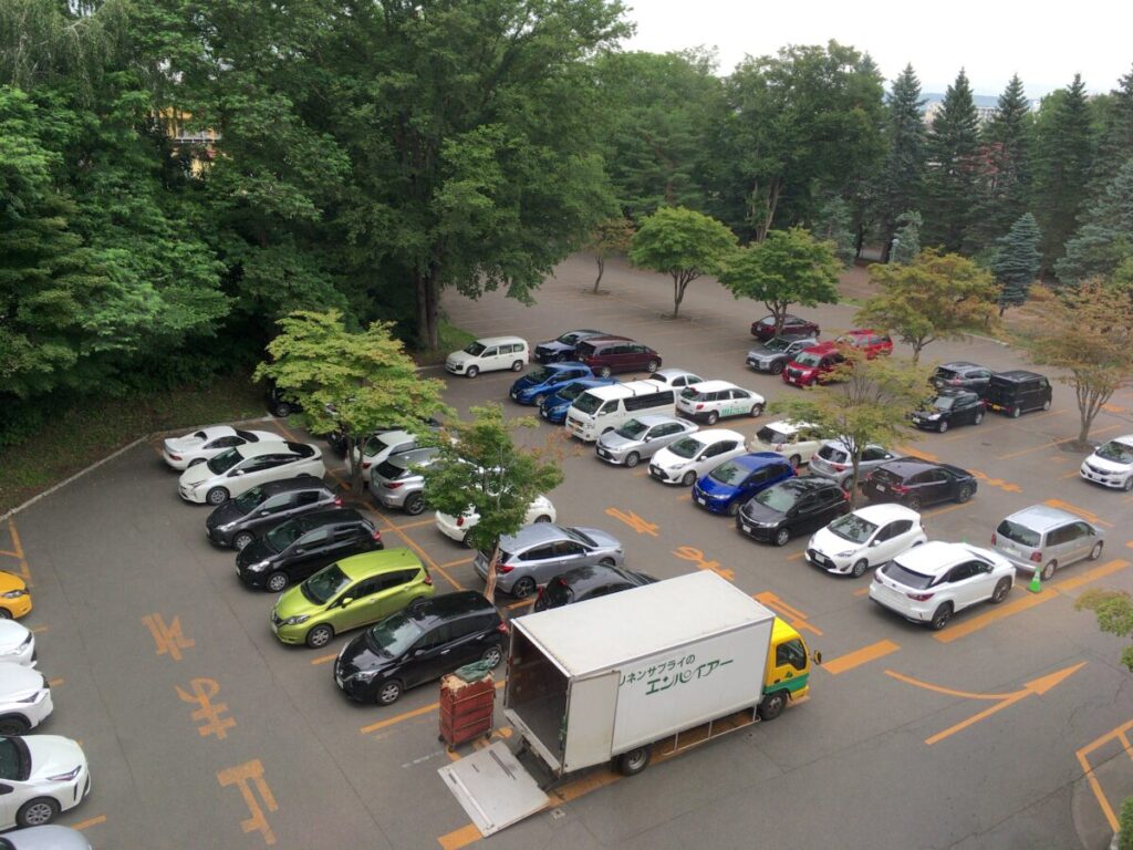 森のスパリゾート 北海道ホテル 駐車場
