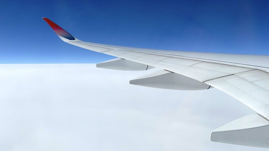 2023.2北海道旅行1日目 飛行機 景色 青空