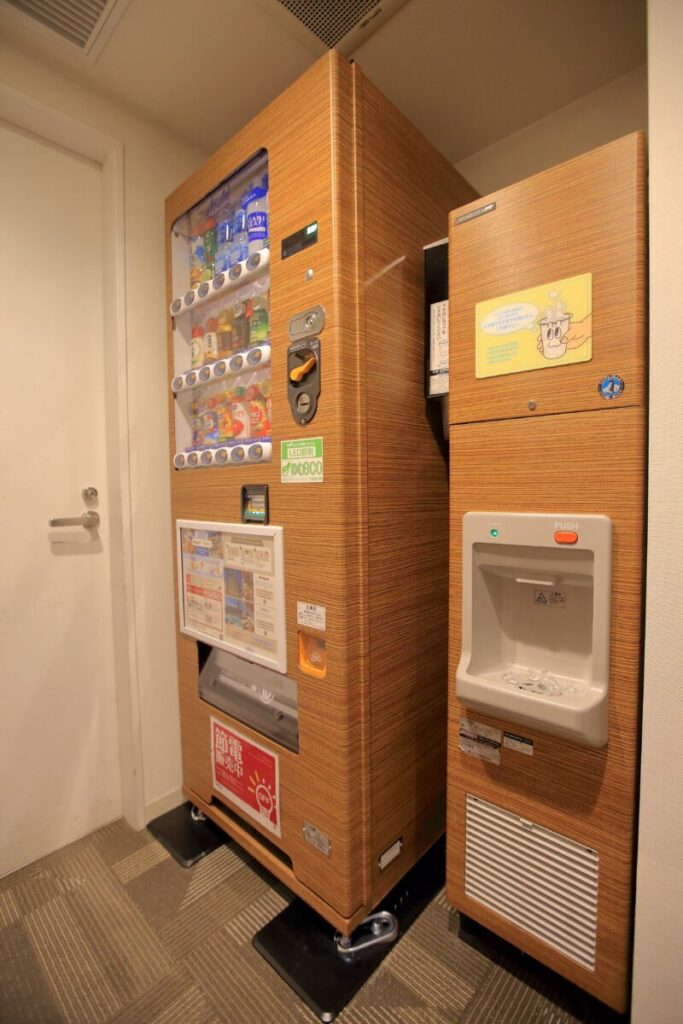 ドーミーイン旭川 館内設備 自動販売機 製氷機