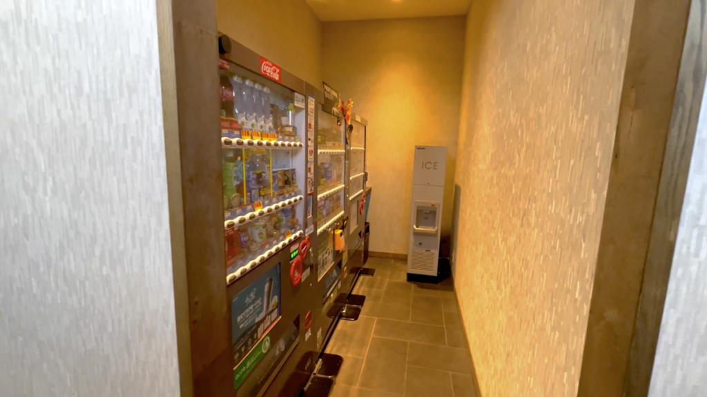 JRイン旭川 館内設備 自動販売機 製氷機