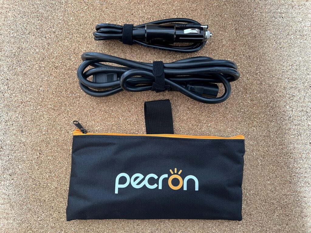 PECRON ポータブル電源 E300LFP ケーブル類