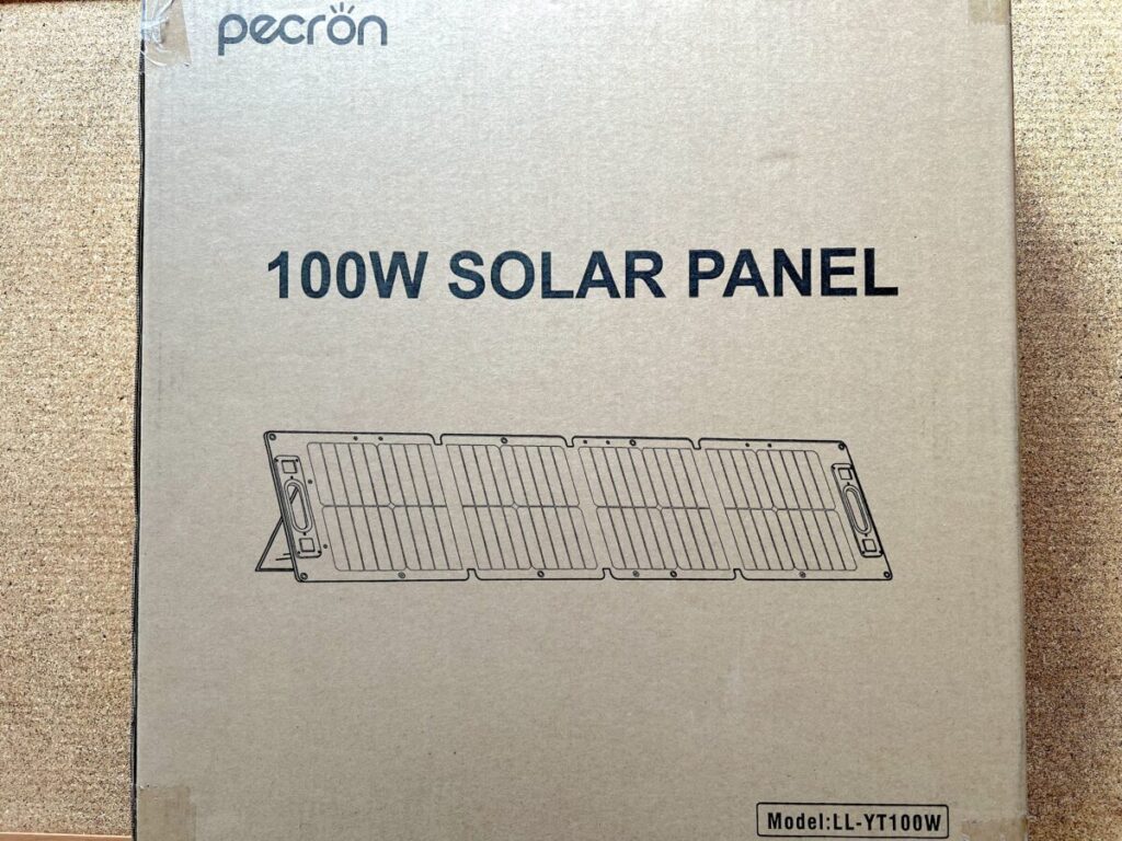 PECRON 100Wソーラーパネル 外箱