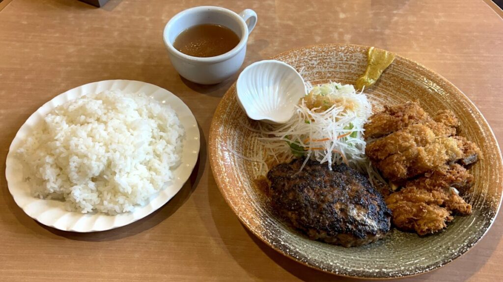 クラーク亭 ハンバーグ 3種のチキン チキンカツ