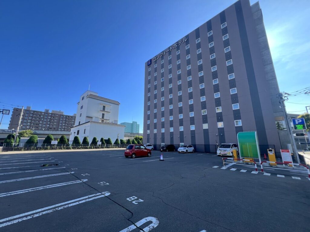コンフォートホテル帯広 駐車場 敷地内