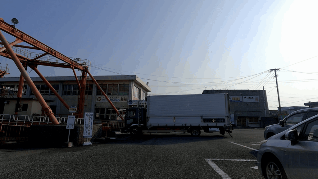 フェリーなんきゅう 山川港 駐車場 乗船 トラック