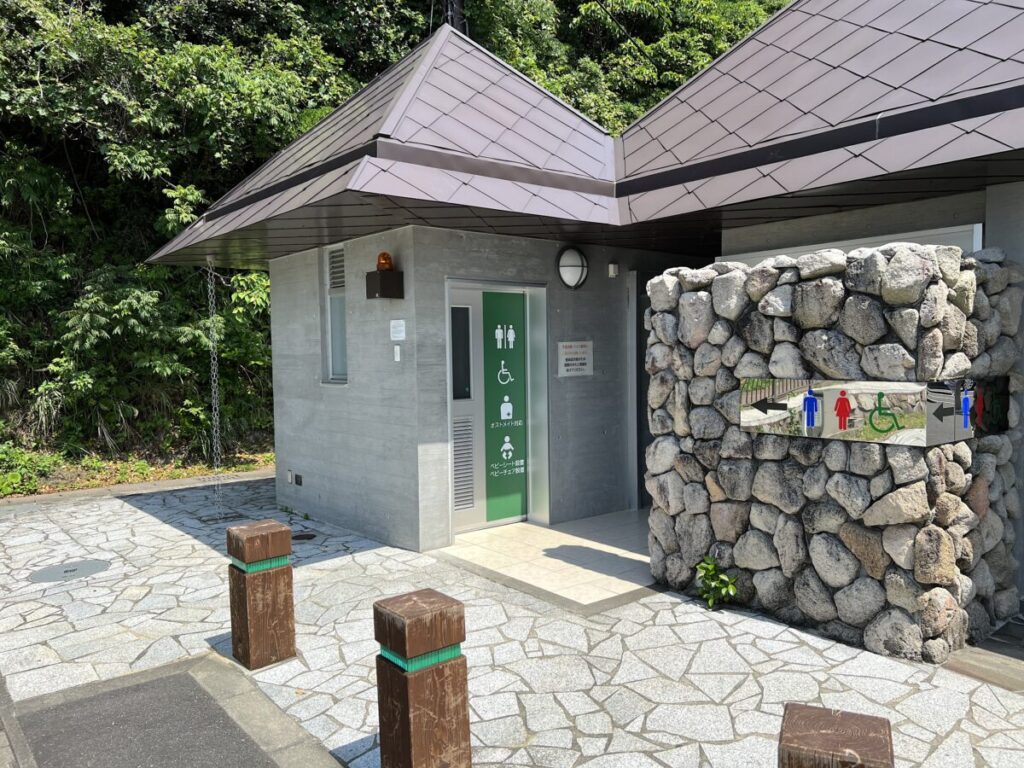 佐多岬公園駐車場トイレ