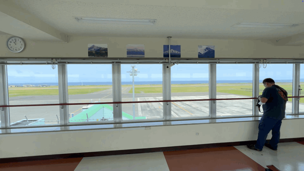 稚内空港 4F 展望デッキ
