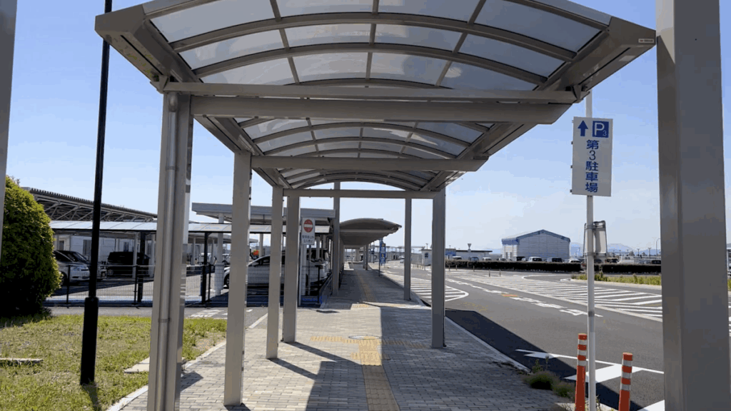 佐賀空港 駐車場 屋根