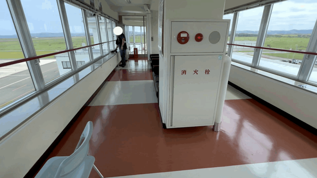 稚内空港 4F 展望デッキ