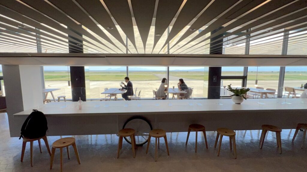 佐賀空港 レストラン さがんれすとらん 志乃 空港店 飲食スペース