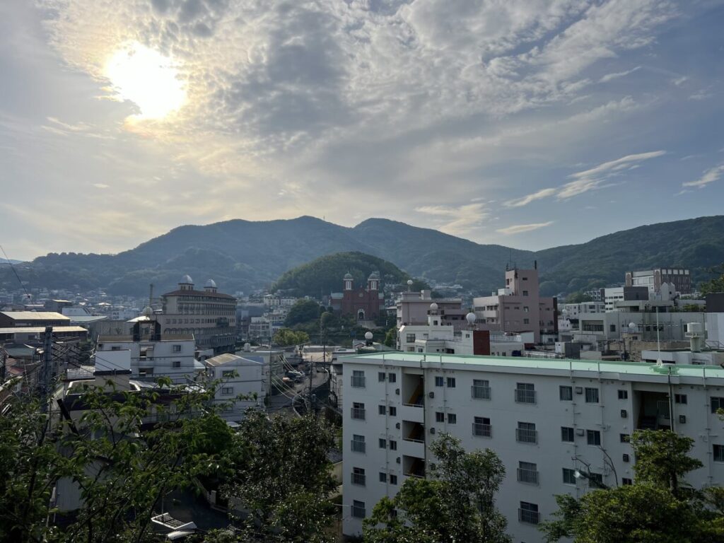 平和祈念像 高台 景色