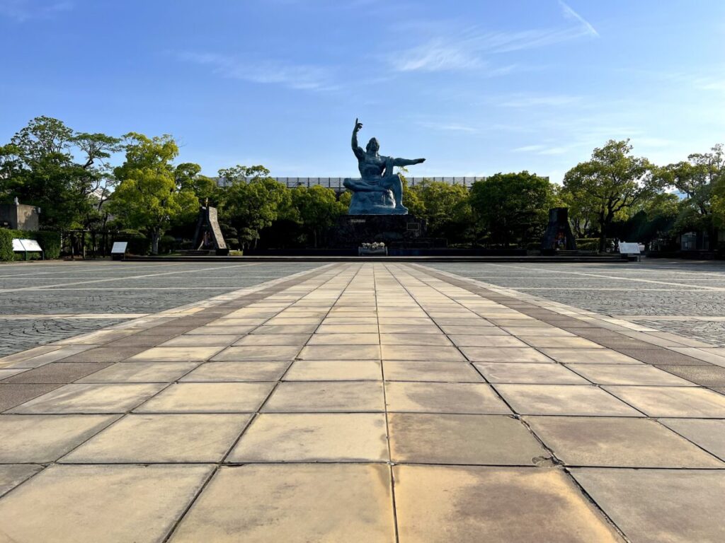 平和祈念像