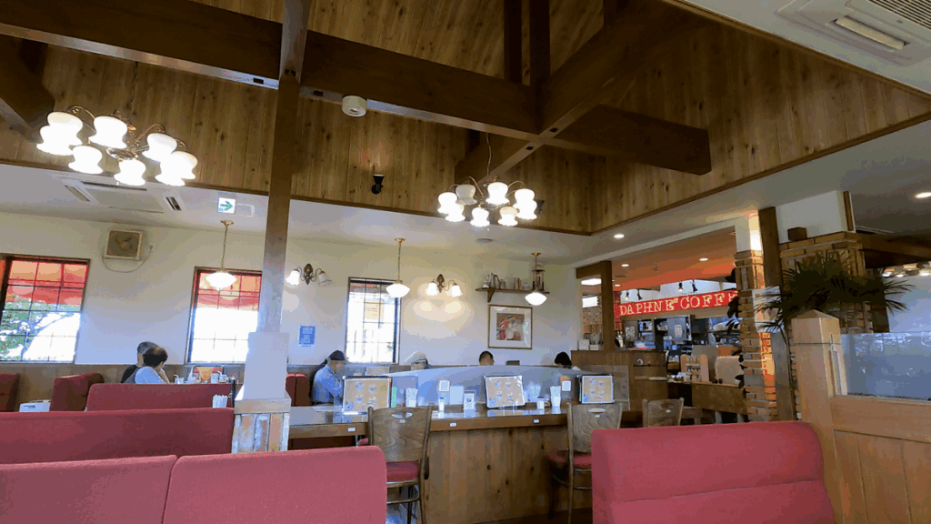 ダフネ珈琲館 半田中央インター店 店内様子