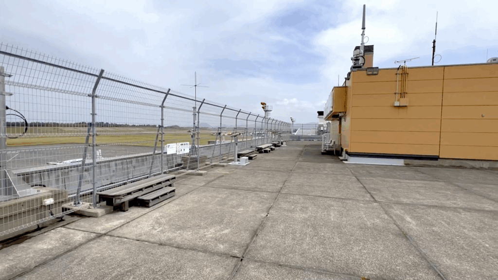 鳥取砂丘コナン空港 展望デッキ 国内線