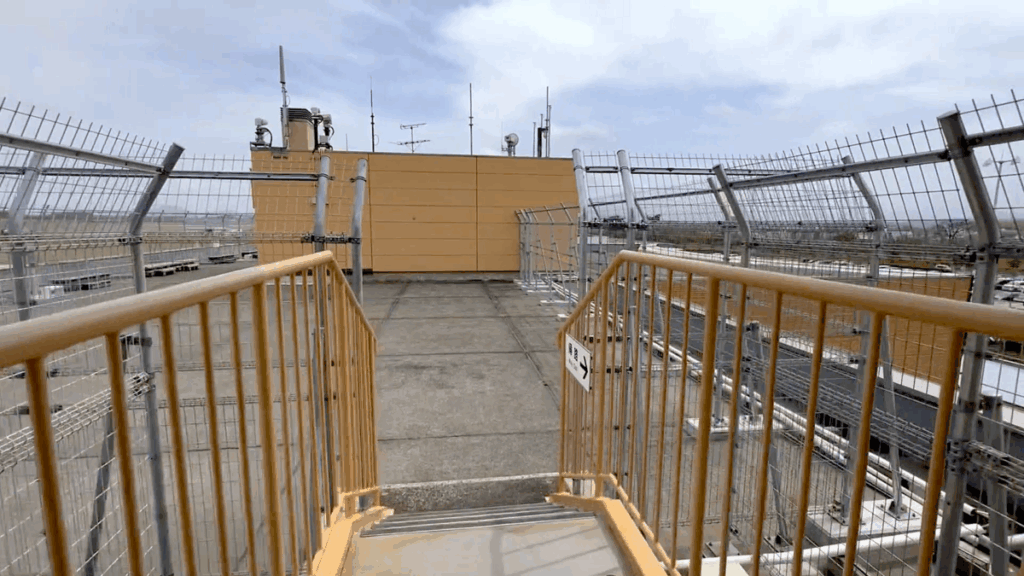 鳥取砂丘コナン空港 展望デッキ 国内線