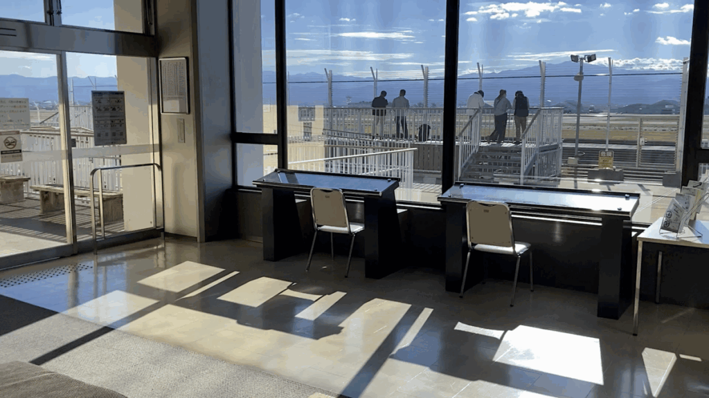 小松空港 空港建物3F 展望デッキ