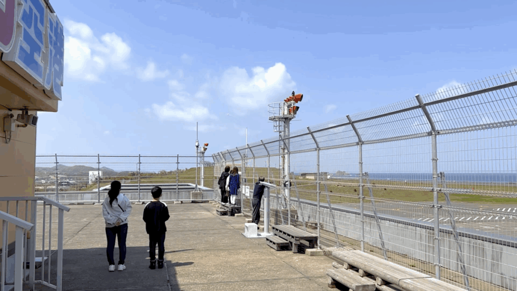 鳥取砂丘コナン空港 展望デッキ 国内線