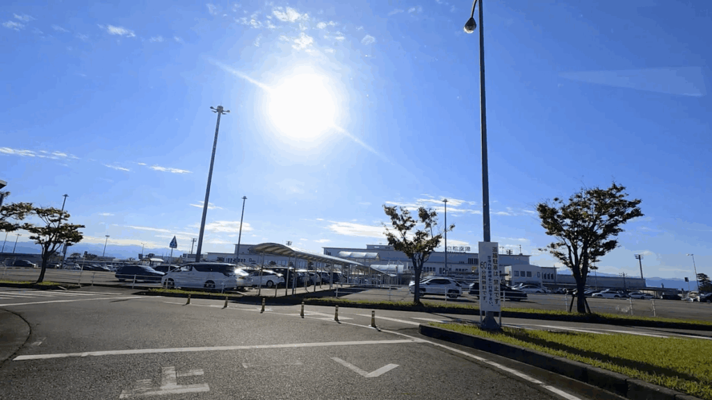 小松空港 駐車場