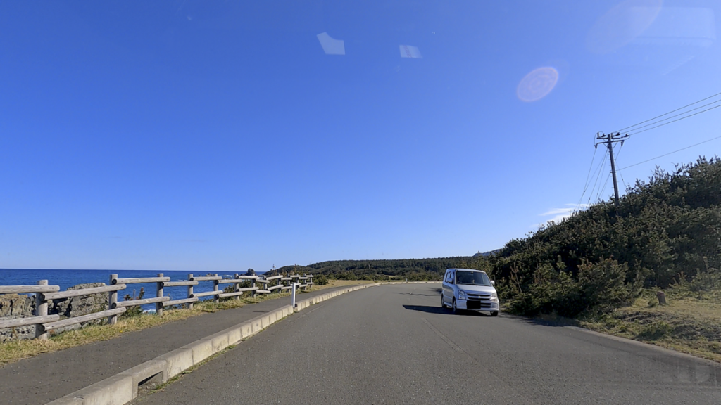 寒立馬 尻屋崎放牧場 車