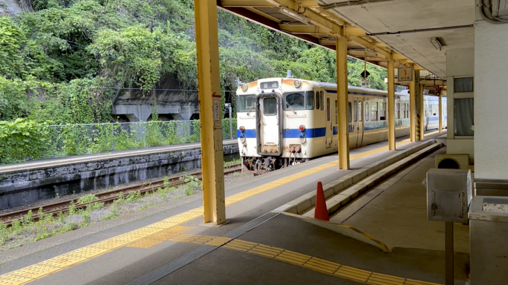 トカラ馬 JR山川駅 日本最南端有人駅