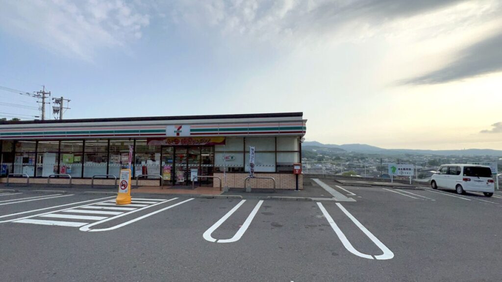 トカラ馬 開聞山麓自然公園 トカラ放牧場 セブンイレブン指宿山川大山店 日本最南端