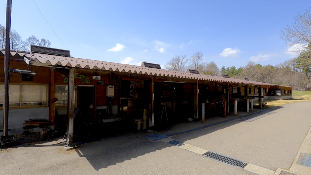 日本在来馬 木曽馬 木曽馬の里 厩舎