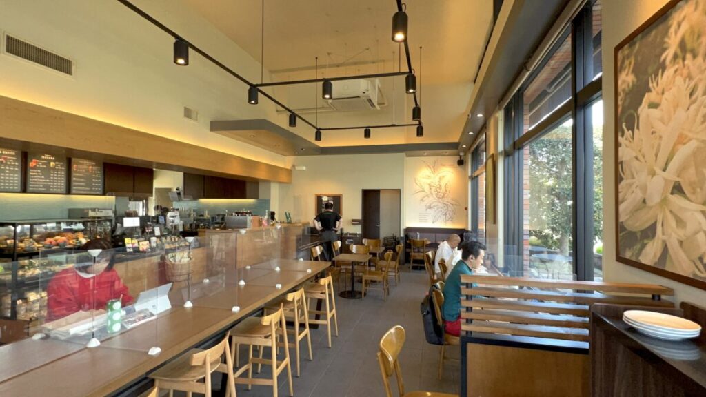 スタバ 全国制覇 スターバックスコーヒー 高知潮江店