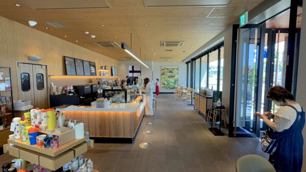 スタバ 全国制覇 スターバックス 高知知寄店