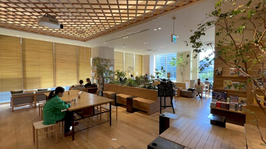 スタバ 全国制覇 スターバックスコーヒー 広島 蔦屋書店