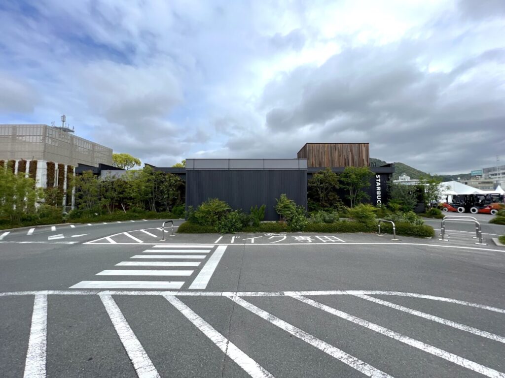 スタバ 全国制覇 スターバックス コーヒー 山口市中央公園店