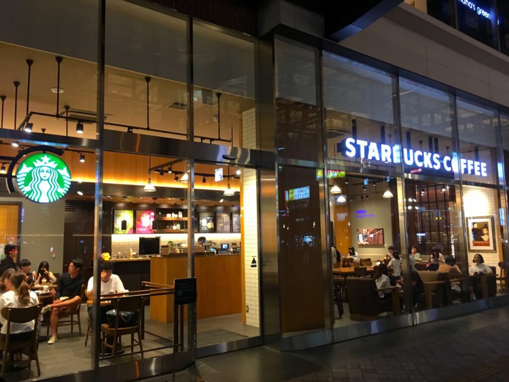 スタバ 全国制覇 スターバックスコーヒー アミュプラザおおいた1階店
