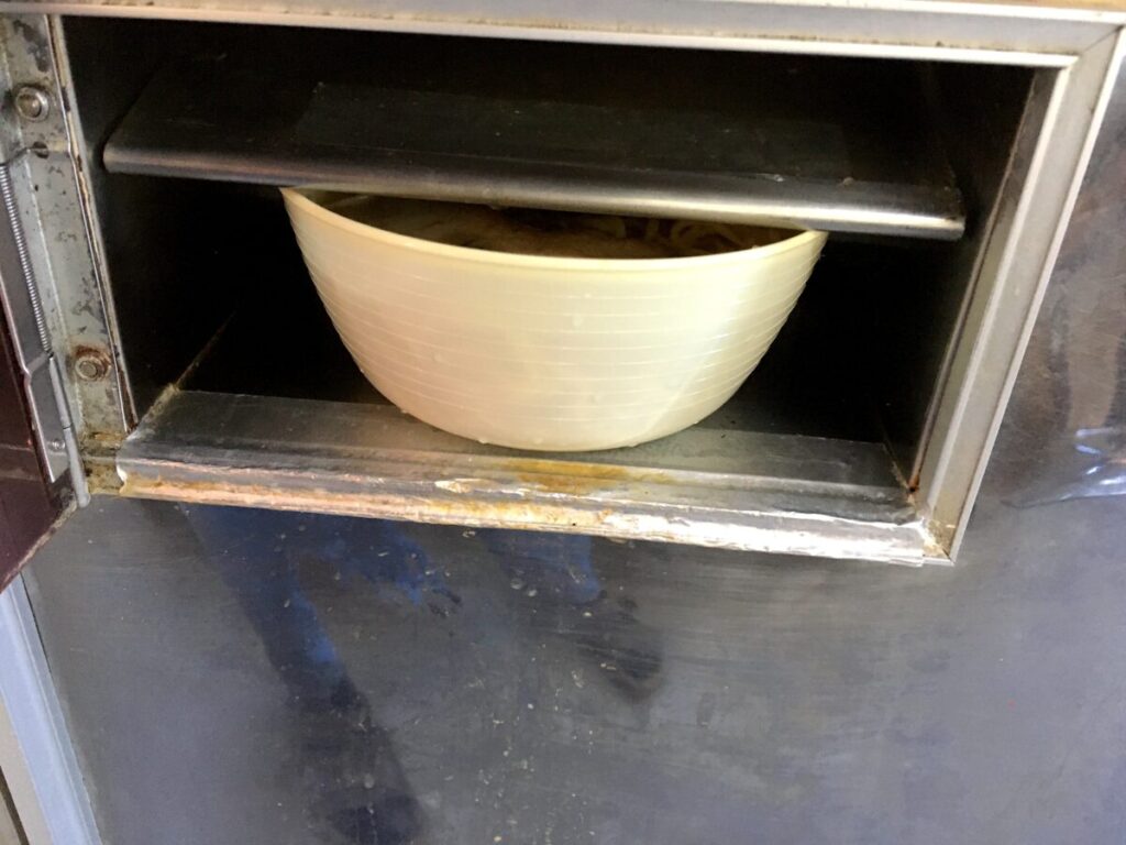 ラーメン 自販機 丸美屋 自販機コーナー 出来上がり