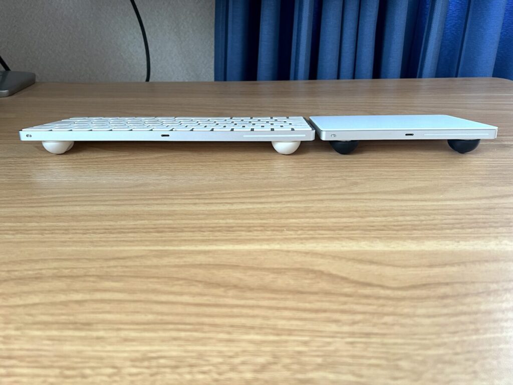 Magic Keyboard Magic Trackpad 高さ調整