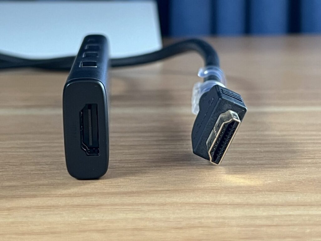 デスクトップ環境 ケーブル モニターHDMI