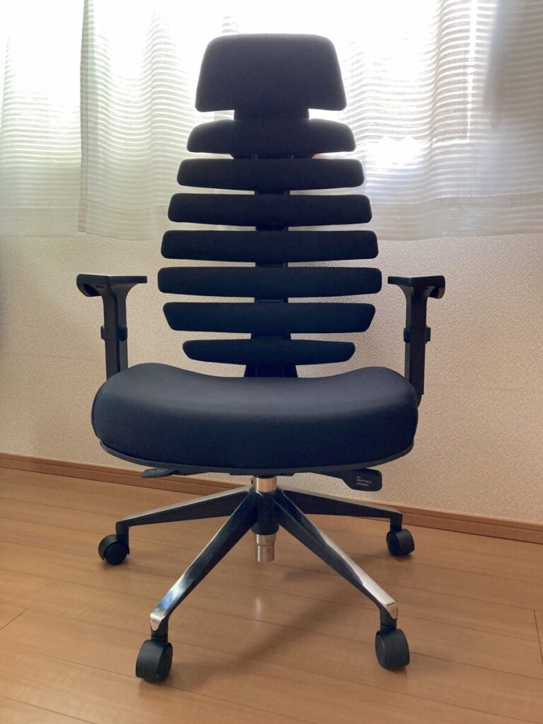 デスクトップ環境 椅子 ニトリ エルゴクエスト