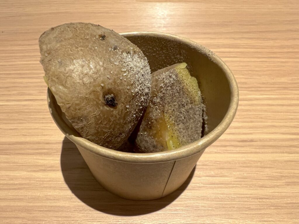 カミシホロホテル ラウンジ Welcome Potato