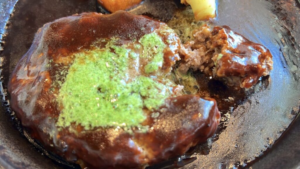 道の駅かみしほろ レストラン メニュー 鉄板ハンバーグステーキ〜十勝ハーブ牛使用〜