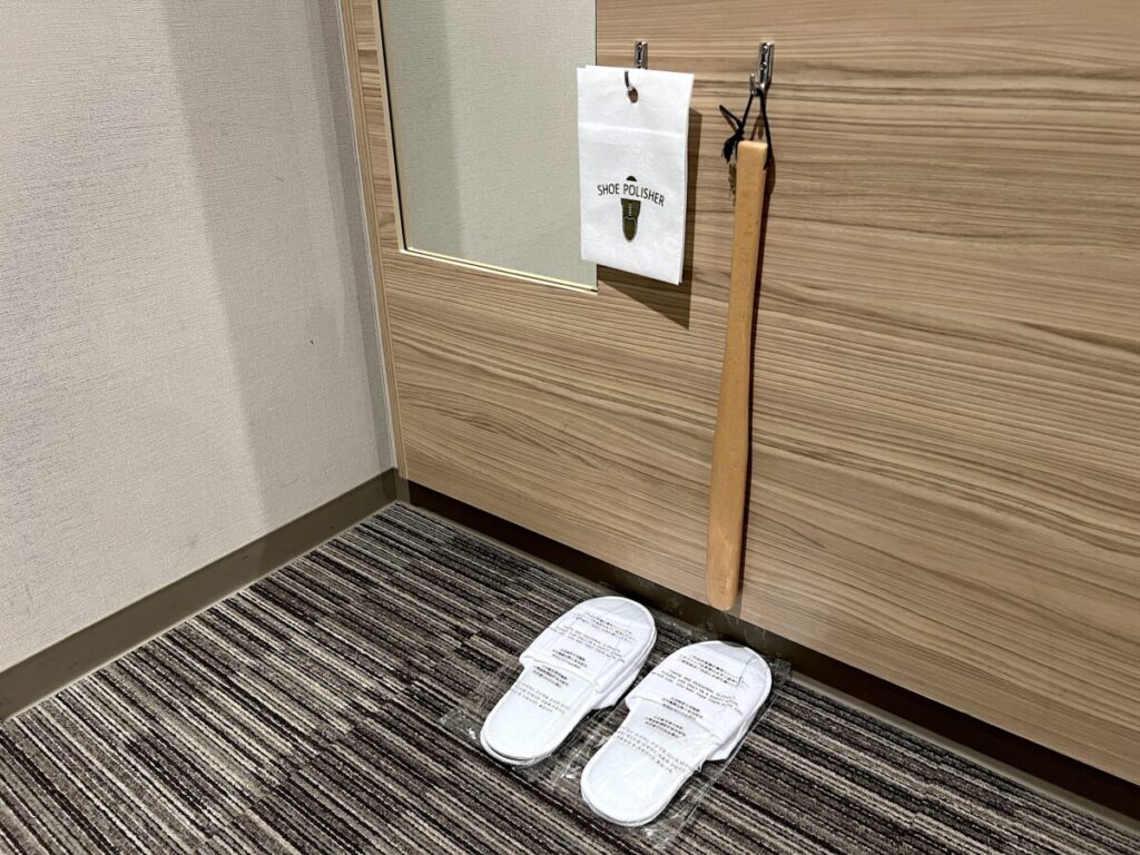 京急EXイン羽田 客室 入口 スリッパ 靴べら